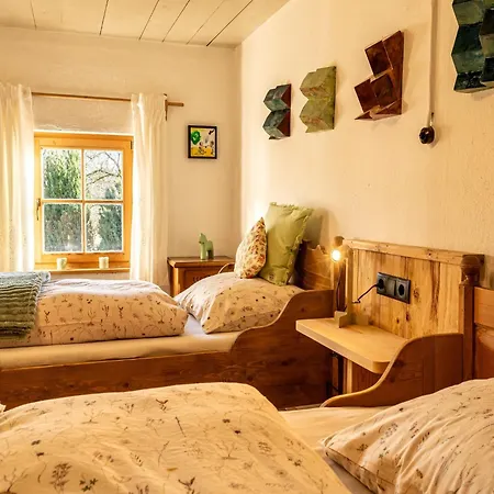 펜션 Historic 200 Years Old Meets New, Cleaning Included Breitenbach am Inn