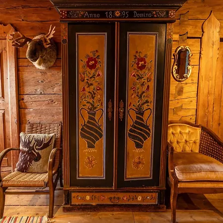 Historic 200 Years Old Meets New, Cleaning Included Breitenbach am Inn