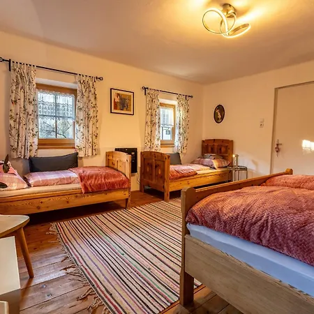Historic 200 Years Old Meets New, Cleaning Included Casa vacanze